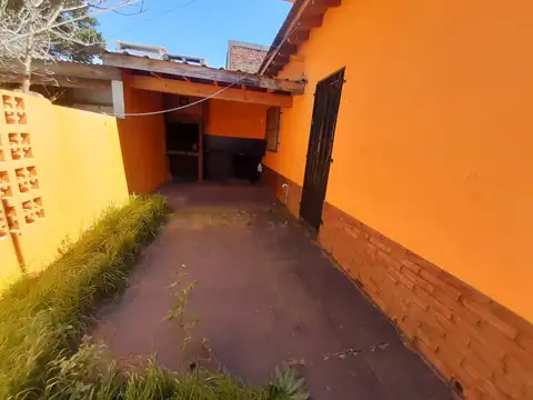 Depto Tipo Casa en Venta al Este
