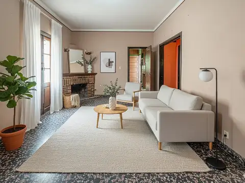 Casa.2 dormitorios.Julian Navarro al 2900.Beccar