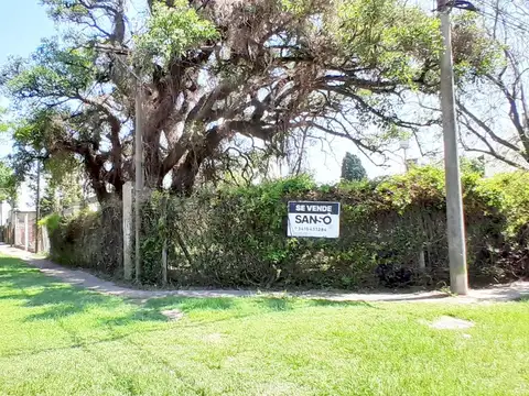 Terreno en Venta 27  mts Fondo