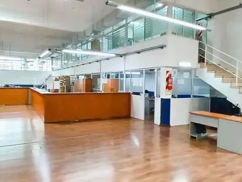 Venta 2 Locales en Block - Zona 12 y 39