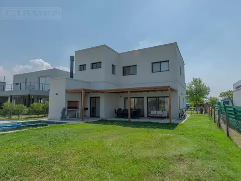 Casa en Venta A Estrenar