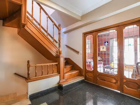 CASA PLANTA ALTA VENTA TRES DORMITORIOS CON TERRAZA PARRILLERO MICROCENTRO ROSARIO