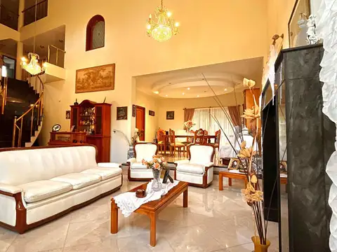 Casa en Venta de 4 dormitorios