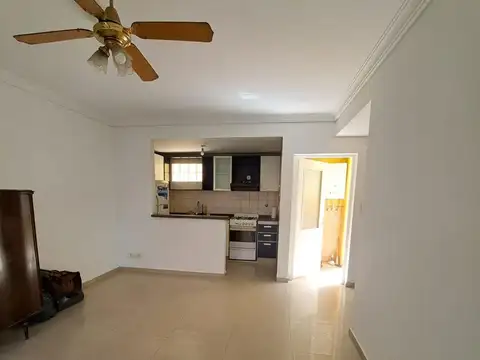Depto Tipo Casa en Venta de 2 ambientes