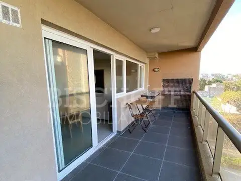 EXCELENTES DEPARTAMENTOS, DE 3 AMB. AMPLIO BALCON CON PARRILLA