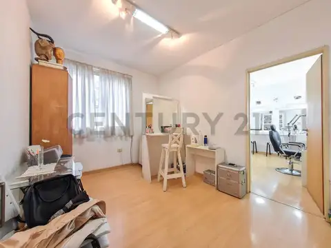 48 e/ 7 y 8 , Piso 6