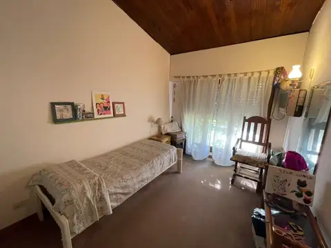 TIPO CASA DE 4 AMBIENTES CON AMPLIO FONDO SAN ANDRÉS