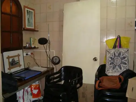 OPORTUNIDAD PARA INVERSOR   PLANTA BAJA  APTO PROFESINAL O C