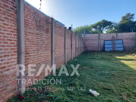 Vta Terreno en Fontana con Muro Perimetral