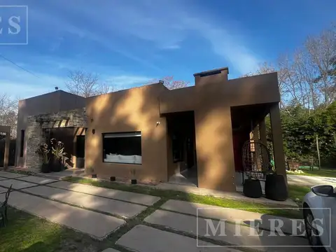 Casa en venta en Loma Verde