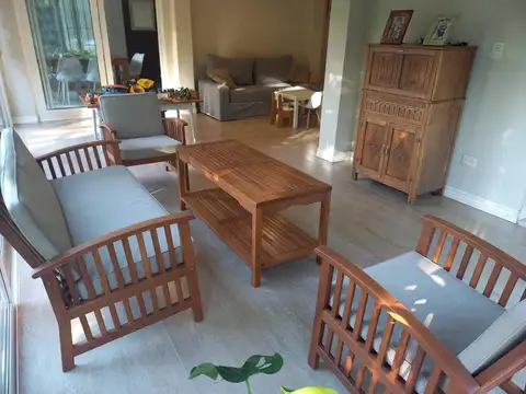 Casa en  Parque Leloir - Venta