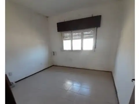 CASA 5 AMB-2 Baños-PILETA-PARR-QCHO TERRAZA- VILLA DE MAYO