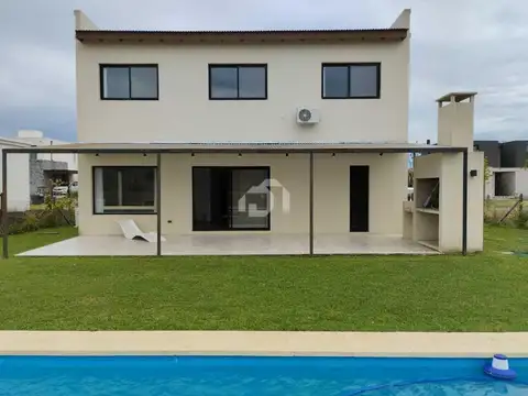 Casa  en Venta en Acacias, Puertos, Escobar