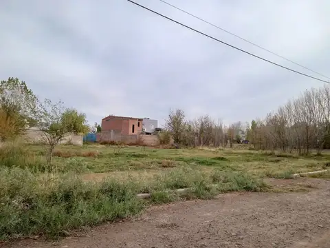 Terreno en Venta en General Fernandez Oro, USD 14.000