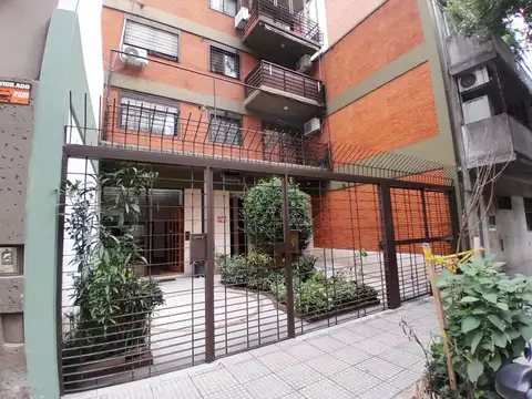 4 Ambientes con balcón terraza