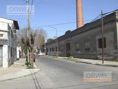 Terreno Para Deposito o Construcción.
