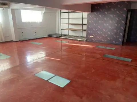 Local en alquiler - 1 Baño - Villa Devoto