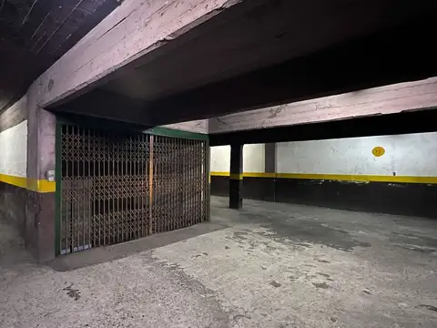 VENTA COCHERA CORRIENTES 1847 7º PISO