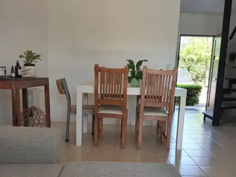 Departamento en Venta en Casas Del Alto, USD 110.000