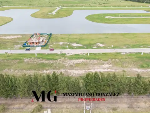 Terreno en Venta 20  mts Frente