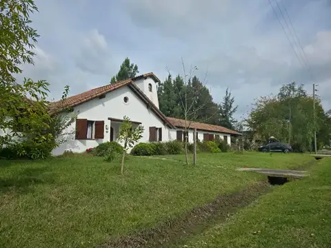 Casa en Alquiler de 4 dormitorios