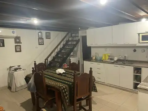 CASA 4 DORMITORIOS VENTA MACROCENTRO