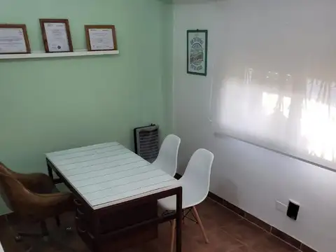 EXCELENTE CASA EN PADUA NORTE A 2 CUADRAS DE LA ESTACION