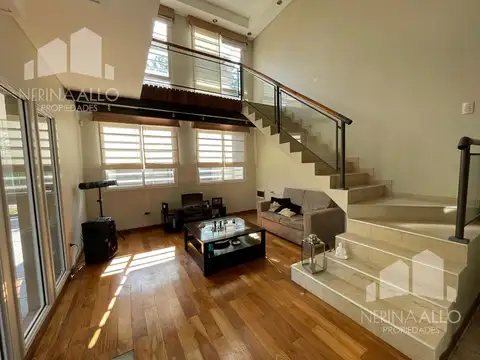 Casa en Venta en Barrio Parque Leloir, USD 320.000