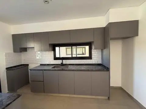 Casa en Alquiler en Countries y Barrios Cerrados en Pilar, USD 1.450