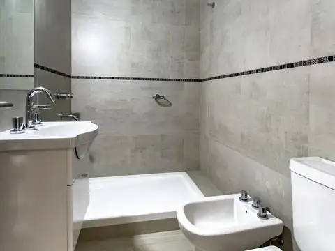 3 de Febrero 3000, Piso 10