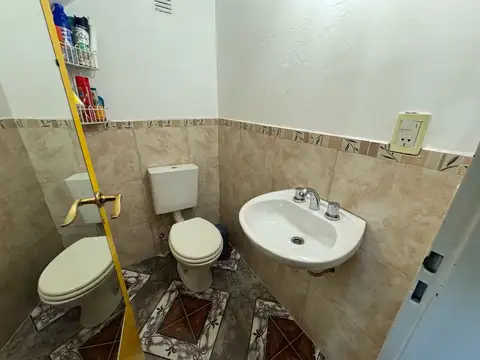 Casa en dos plantas en Sta. Florentina en venta