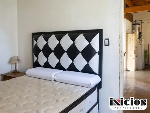 Casa con parque de pinos - C417