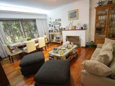 Casa 5 ambientes con 6 baños