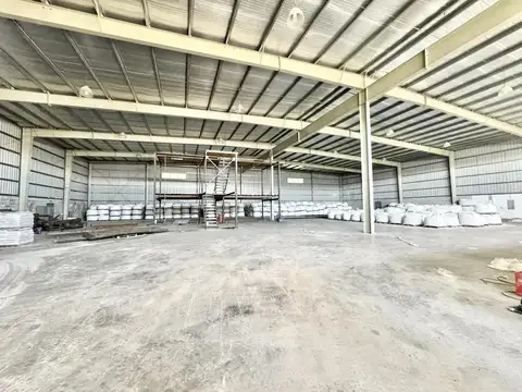 Depósito en venta - 2 Ambientes - Cañuelas