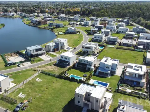 Casa en Venta en Villanueva, USD 320.000