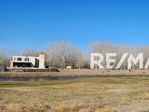 Terreno en Venta en Plottier, USD 70.000