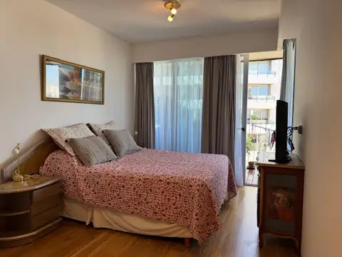 Departamento 4 ambientes con 3 baños