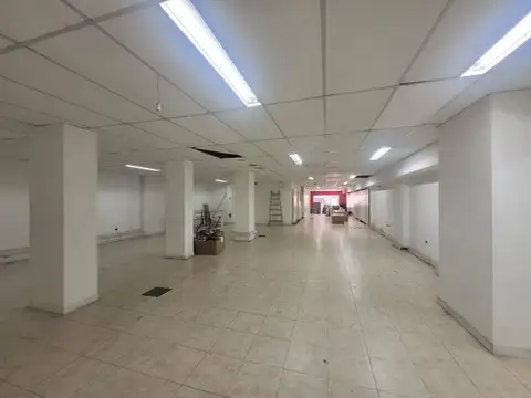 Local en Alquiler en Centro, $ 2.000.000