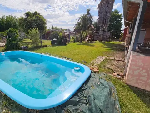 VENTA CASA QUINTA C/PILETA APTO CREDITO LAG LOBOS