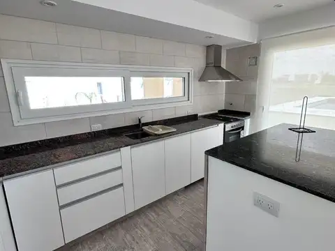 Haras Del Sur 3 Ceibos (amoblada)