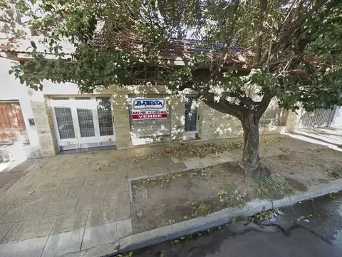 Depto Tipo Casa en Venta de 5 ambientes