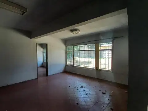 25 de Mayo y Agenlina Pagano