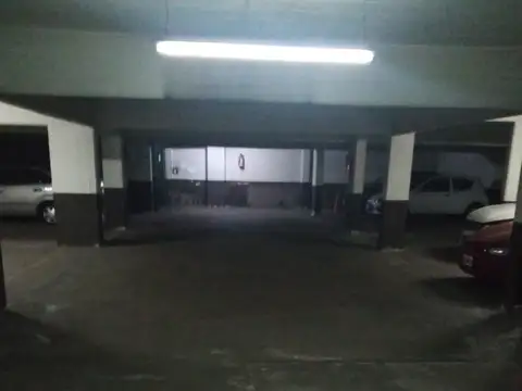 VENTA COCHERA CENTRO MAR DEL PLATA (Salta y Luro)