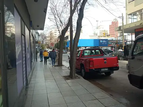 VENTA COCHERA CENTRO MAR DEL PLATA (Salta y Luro)