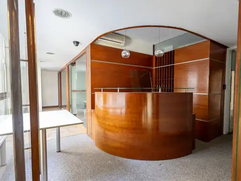 Oficina en Venta en Ciudad Vieja, USD 220.000