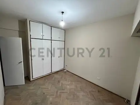 Capitan Rosales 4200, Piso 1