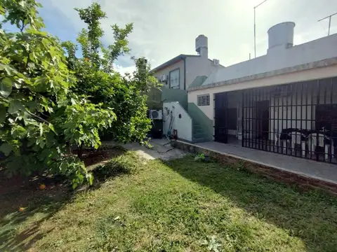 Casa 3 Ambientes c/patio y terraza Lote propio