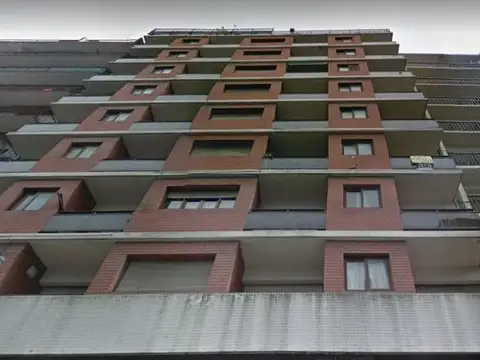 Belgrano 2200, Piso 5