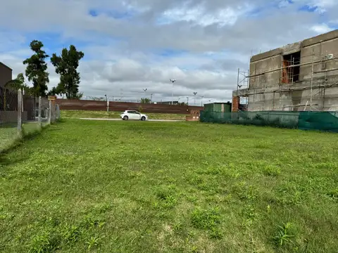 Lote en Oportunidad - a la Laguna - Orientación Norte