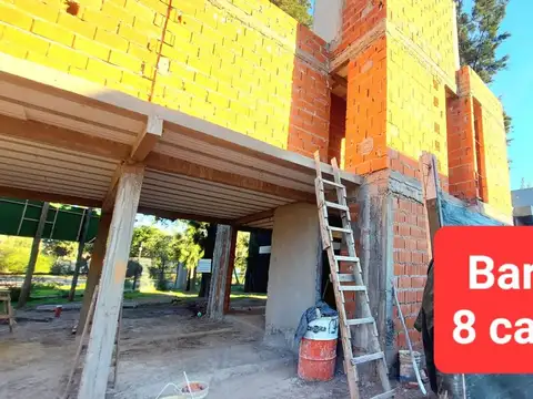 CASA 4 Ambientes VENTA MORENO Condominio ESTRENAR